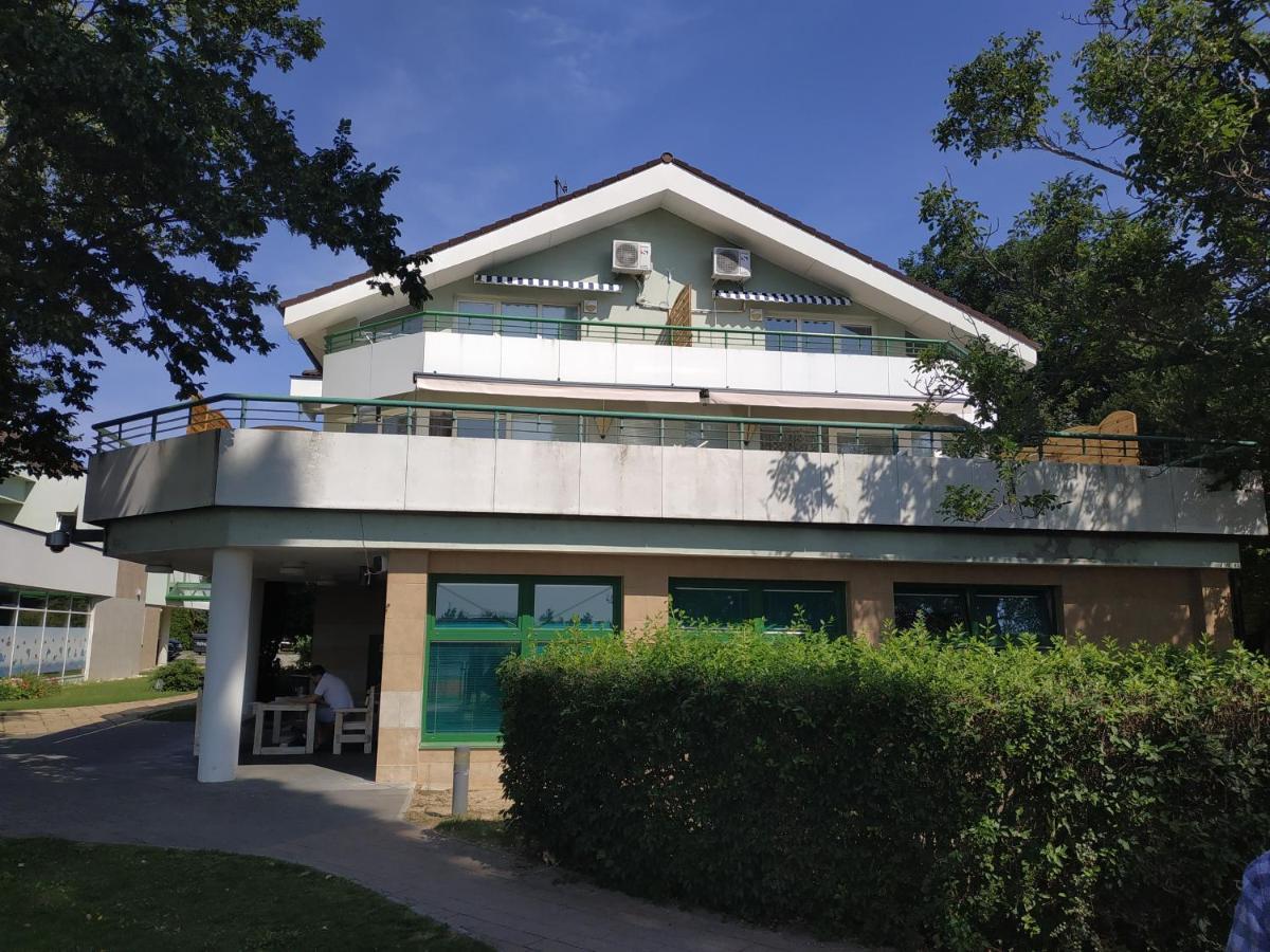 Apartmány Puerto Senec Exterior foto